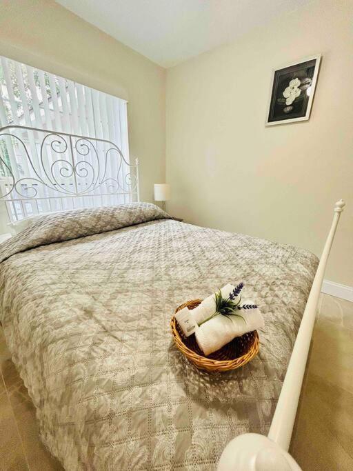 Villa Vintage Family Scape + Heated Pool&Discount à Tampa Extérieur photo