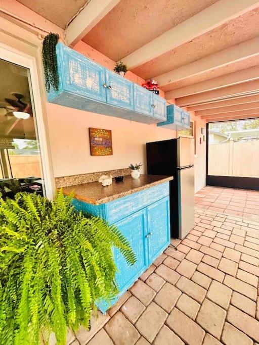 Villa Vintage Family Scape + Heated Pool&Discount à Tampa Extérieur photo