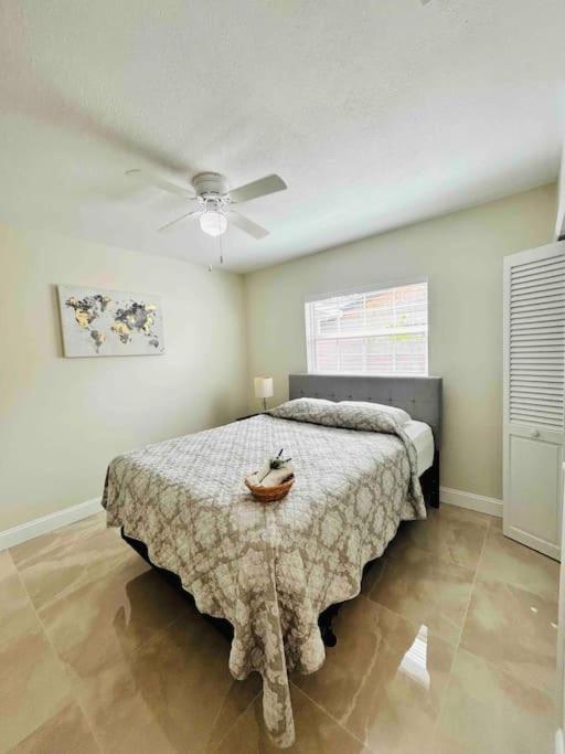 Villa Vintage Family Scape + Heated Pool&Discount à Tampa Extérieur photo